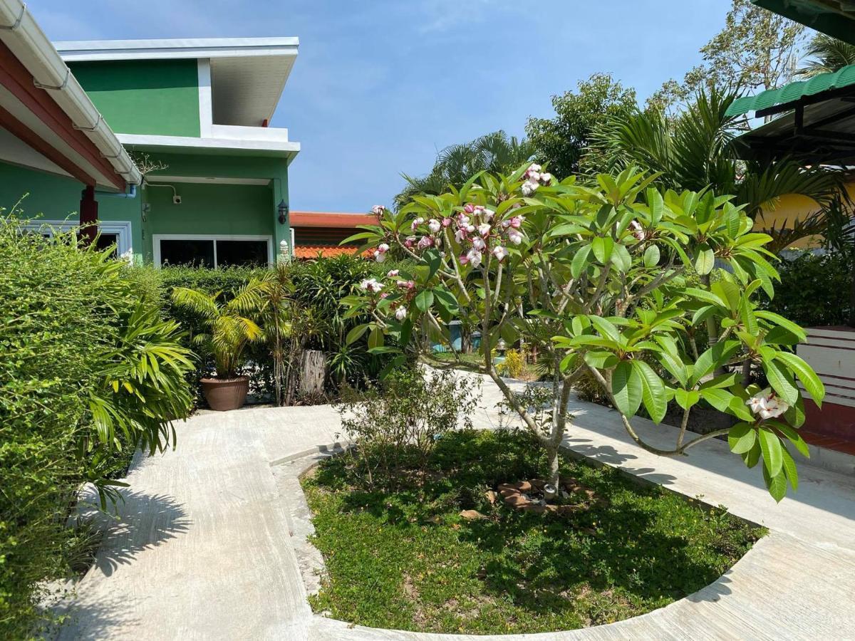 Suntalee House Hotell Nai Yang Beach Eksteriør bilde
