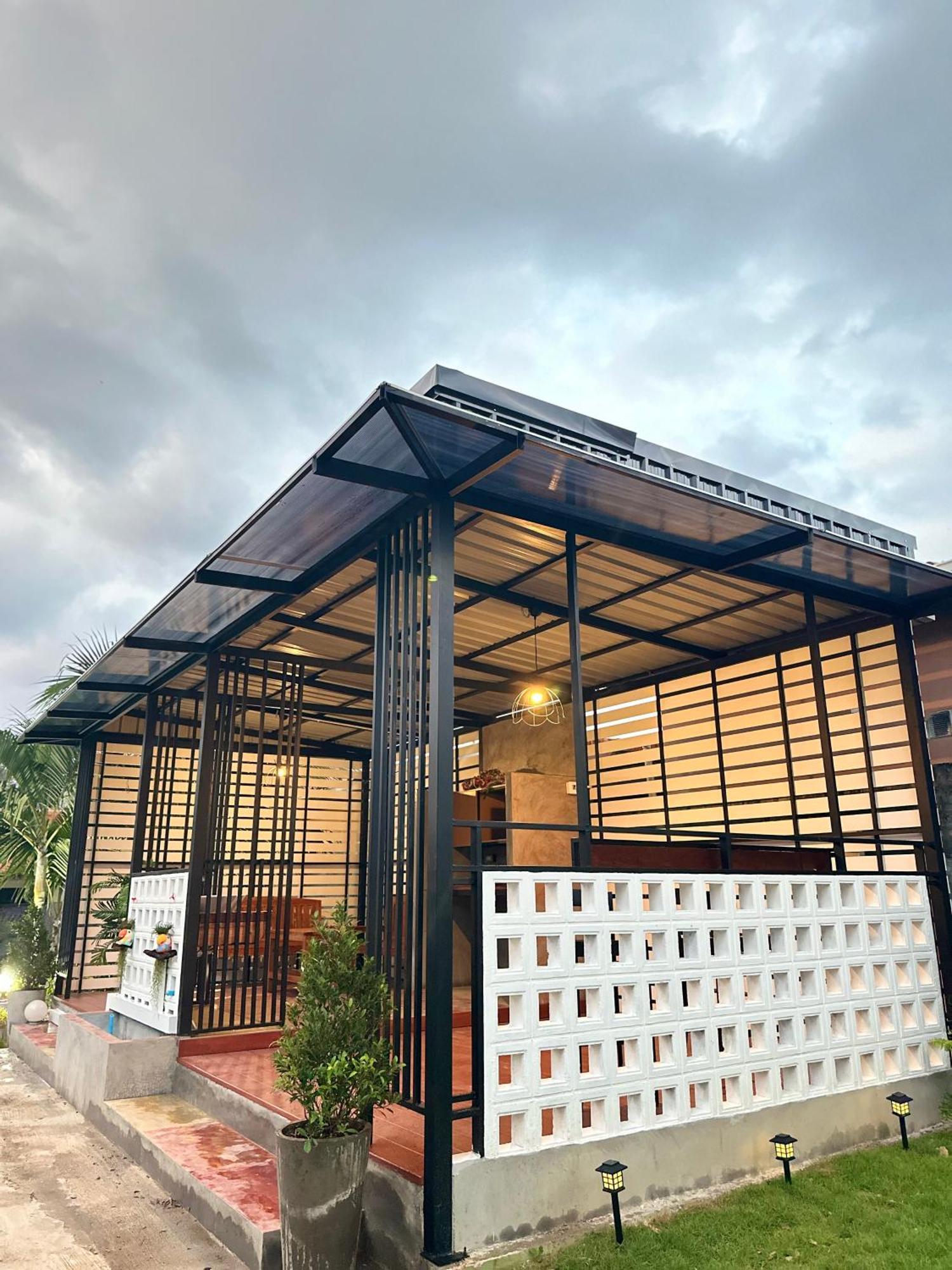 Suntalee House Hotell Nai Yang Beach Eksteriør bilde