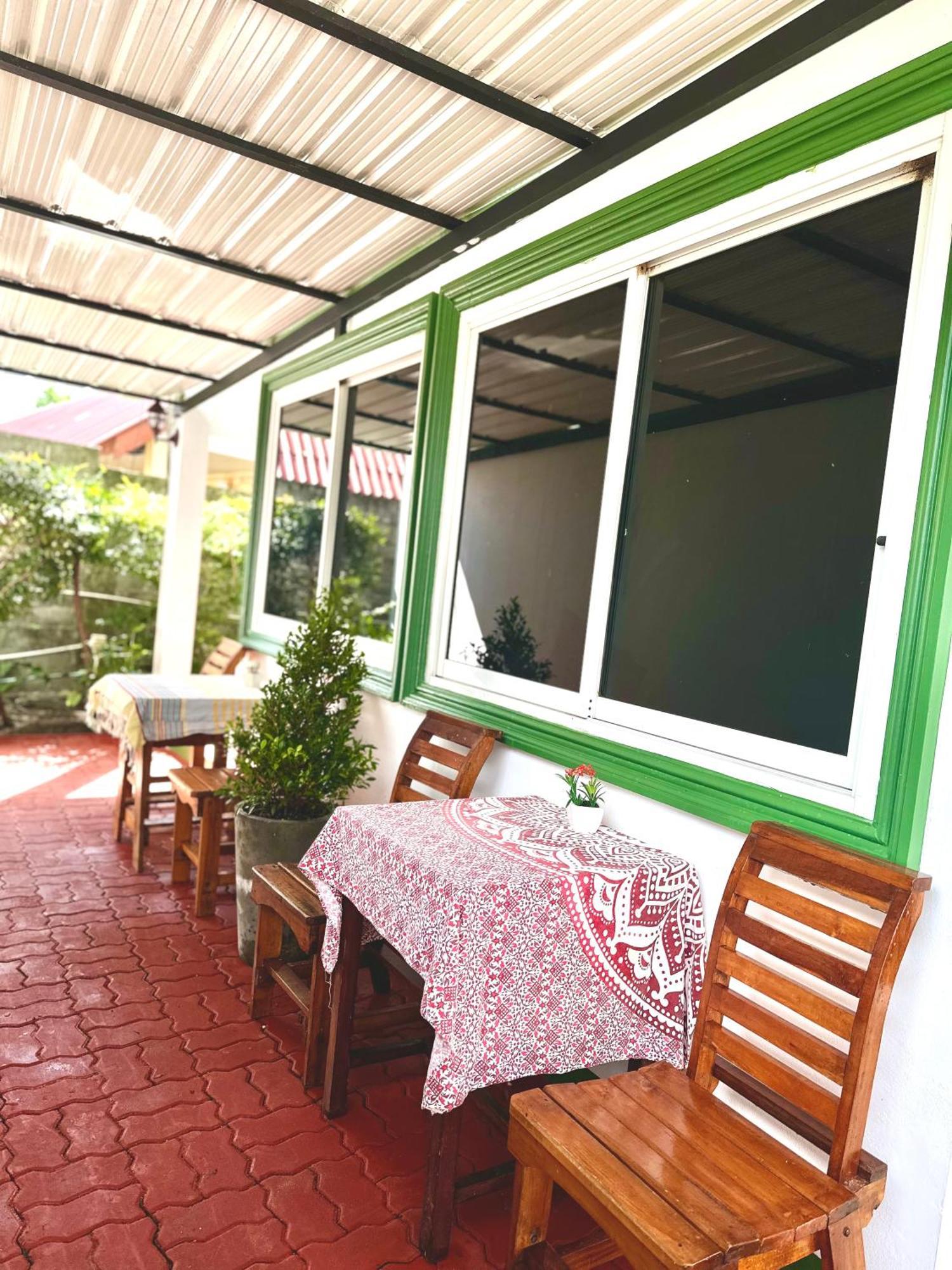 Suntalee House Hotell Nai Yang Beach Eksteriør bilde