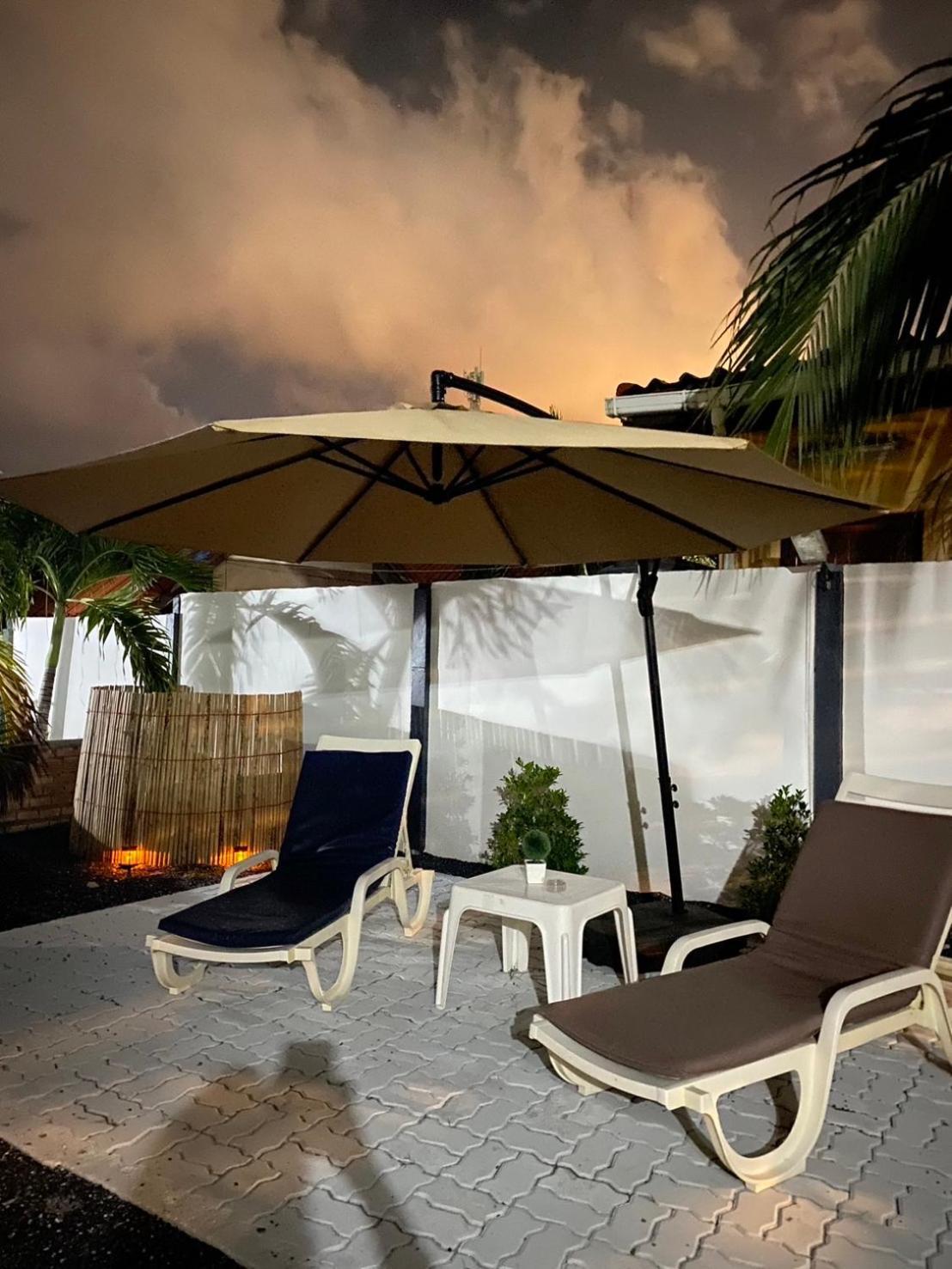 Suntalee House Hotell Nai Yang Beach Eksteriør bilde