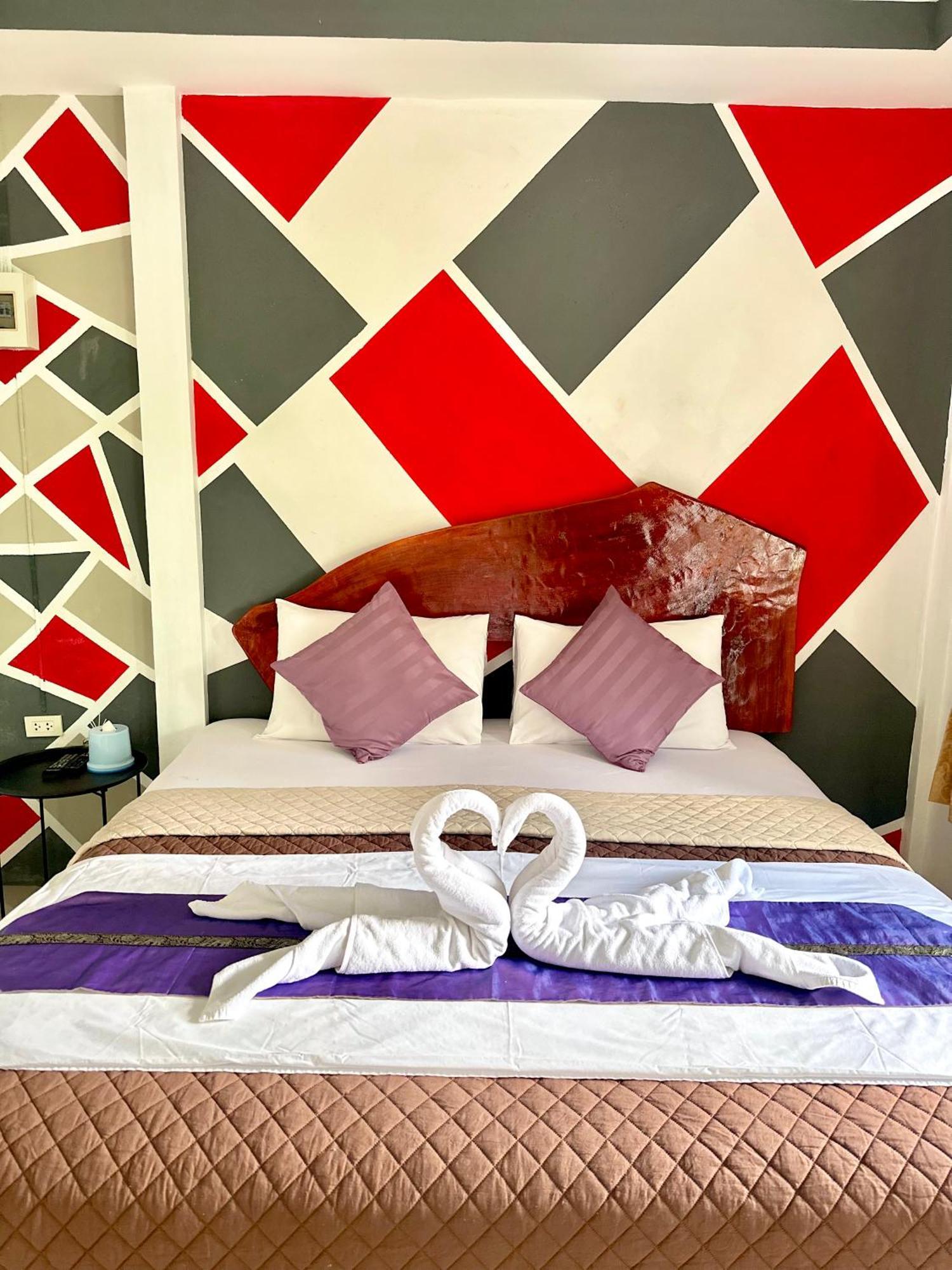 Suntalee House Hotell Nai Yang Beach Eksteriør bilde