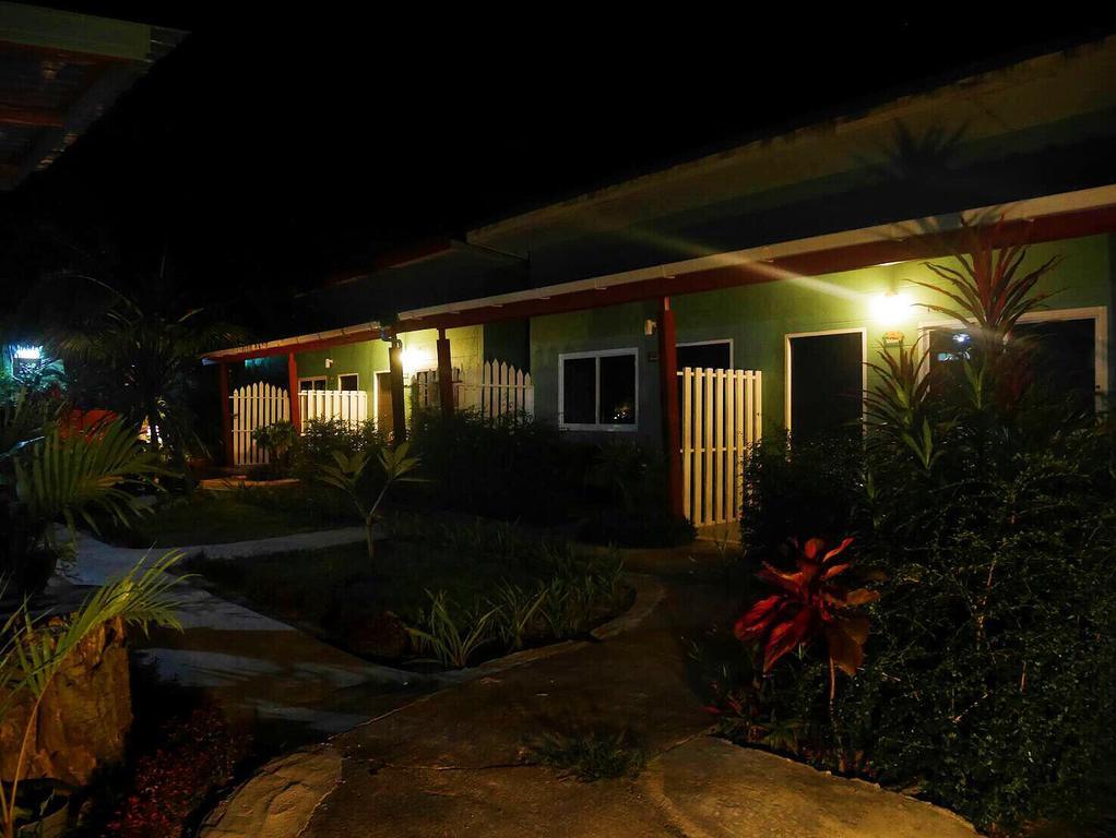 Suntalee House Hotell Nai Yang Beach Eksteriør bilde